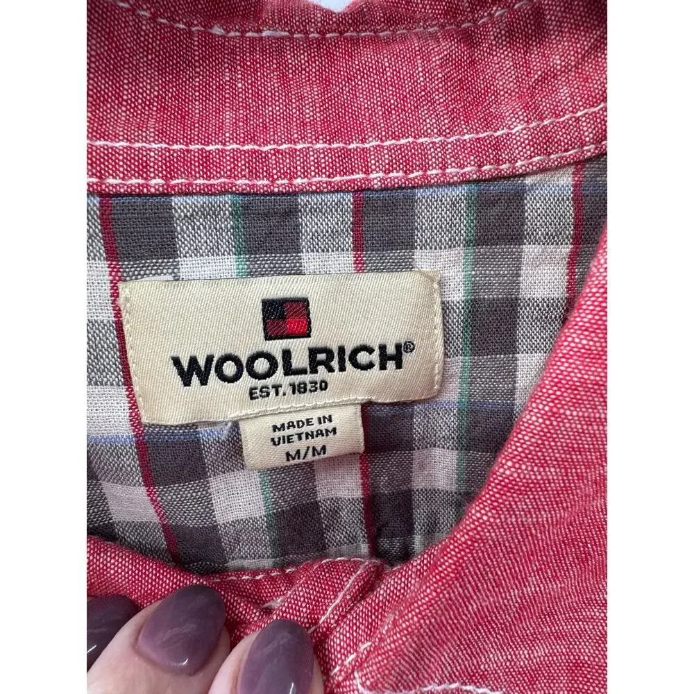 Woolrich Men's Medium Button Up Short Sleeve Shirt Red 100% Cotton Chest Pockets
